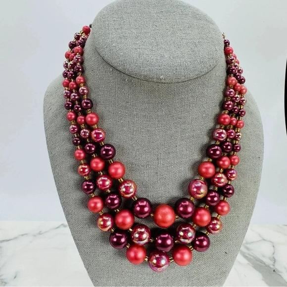 Vintage Japanese Beaded Necklace Glass 3 Strand Berry Purple Iridescent … - Picture 2 of 11